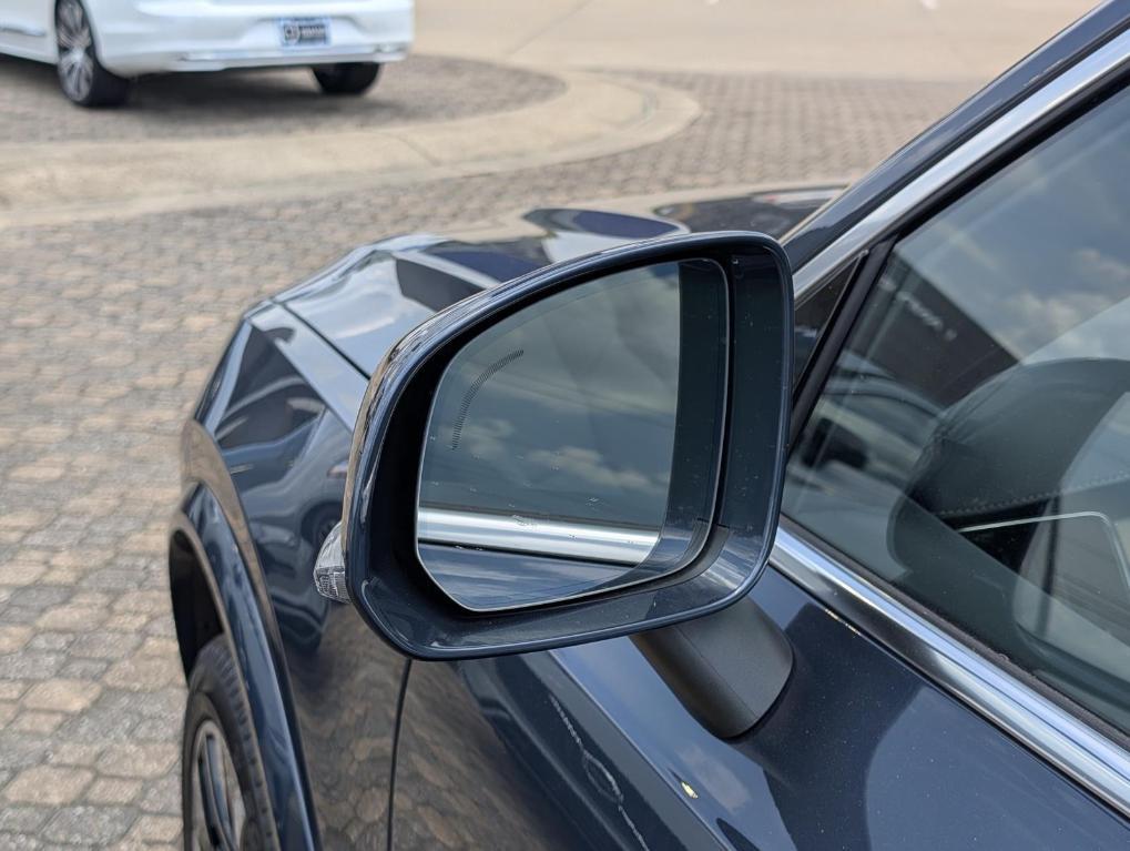 new 2026 Volvo XC90 car, priced at $64,775