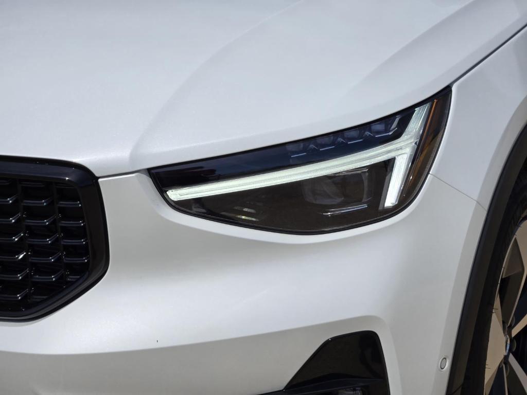 new 2026 Volvo XC40 car