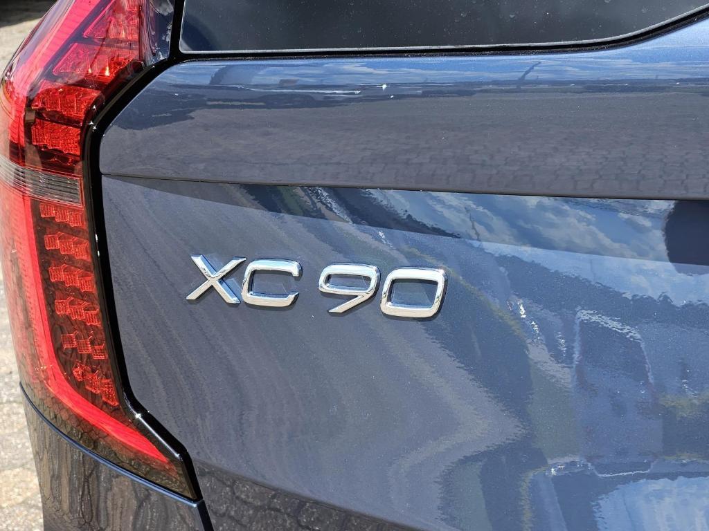 new 2026 Volvo XC90 car, priced at $68,825