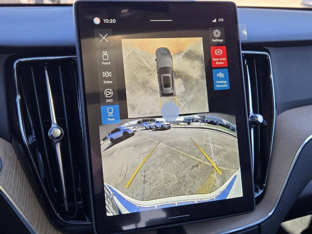 new 2026 Volvo XC60 car, priced at $55,605