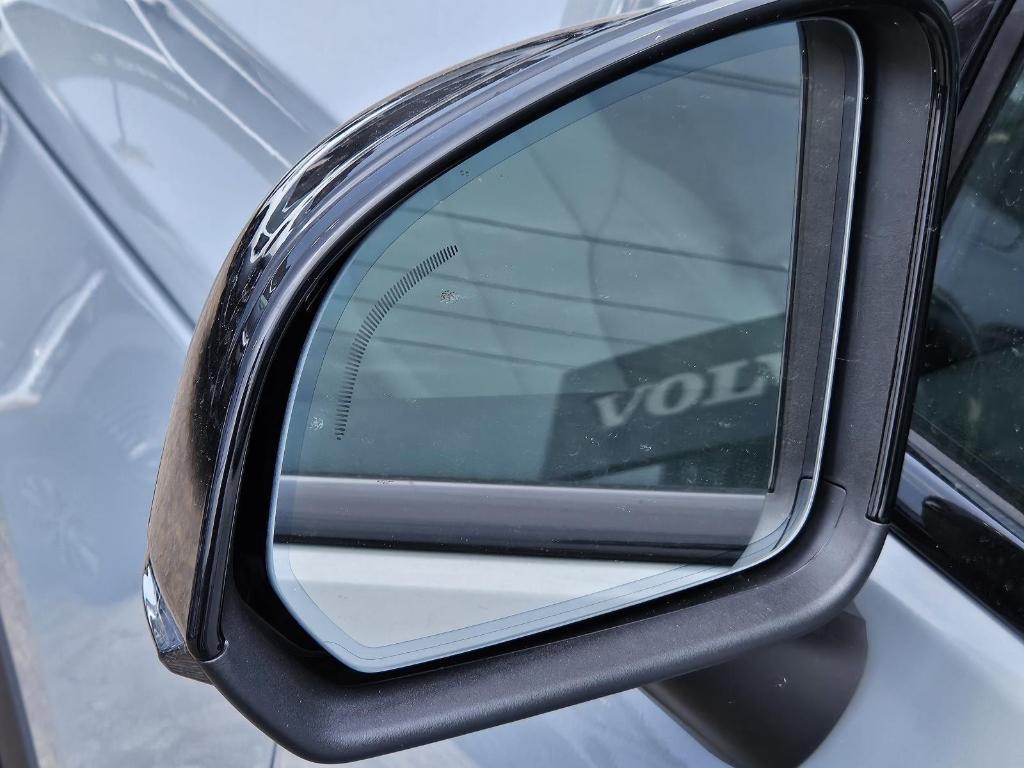 new 2026 Volvo XC40 car, priced at $47,650