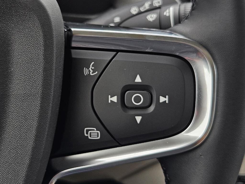 new 2026 Volvo XC40 car, priced at $47,650