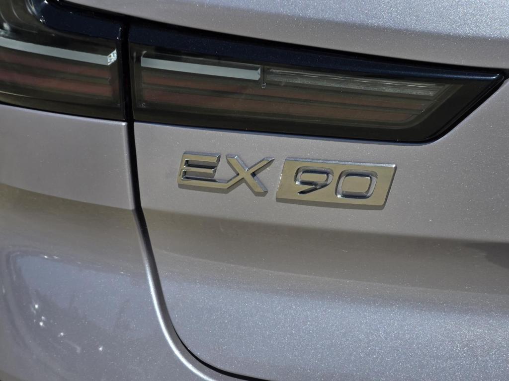 new 2026 Volvo EX90 car, priced at $78,890