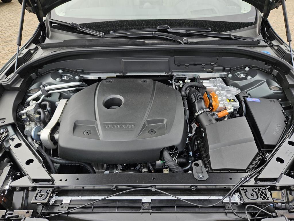 new 2026 Volvo XC60 Plug-In Hybrid car, priced at $74,310