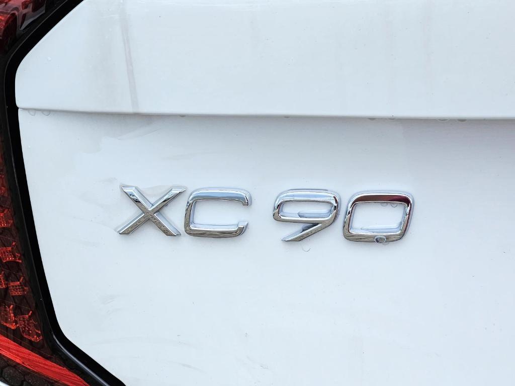 new 2025 Volvo XC90 Plug-In Hybrid car, priced at $72,405