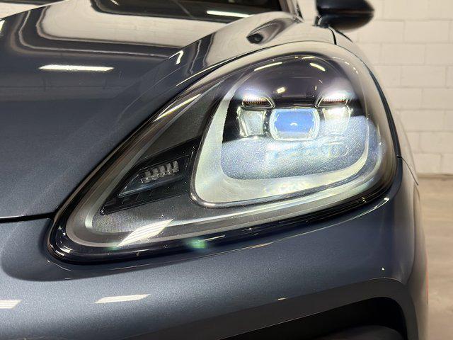 used 2020 Porsche Cayenne car, priced at $46,980