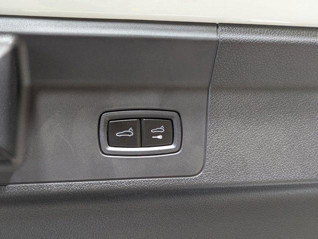 new 2025 Porsche Panamera car, priced at $129,045