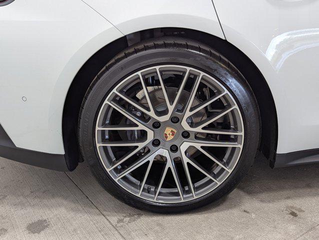 new 2025 Porsche Panamera car, priced at $129,045