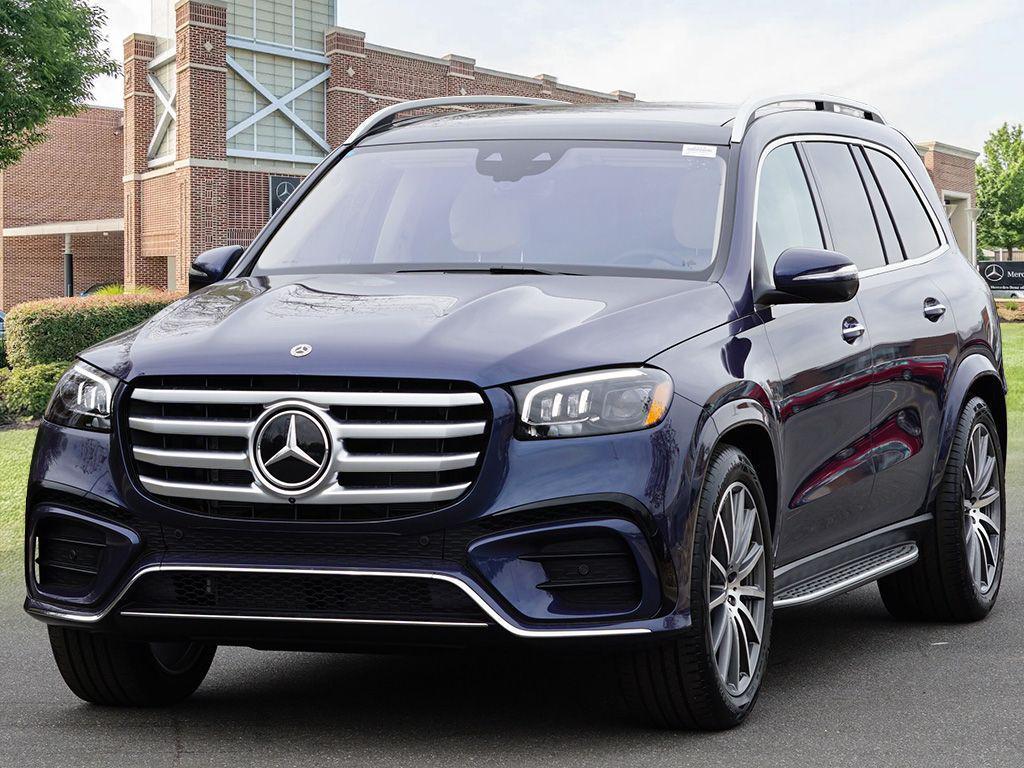 new 2026 Mercedes-Benz GLS 450 car, priced at $107,670