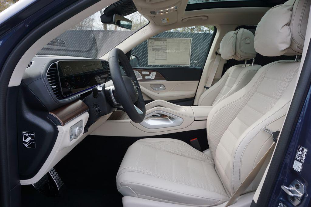 new 2026 Mercedes-Benz GLS 450 car, priced at $107,670