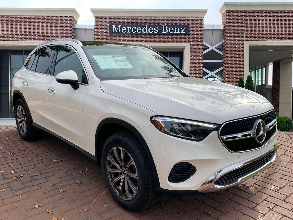 used 2025 Mercedes-Benz GLC 300 car, priced at $50,995