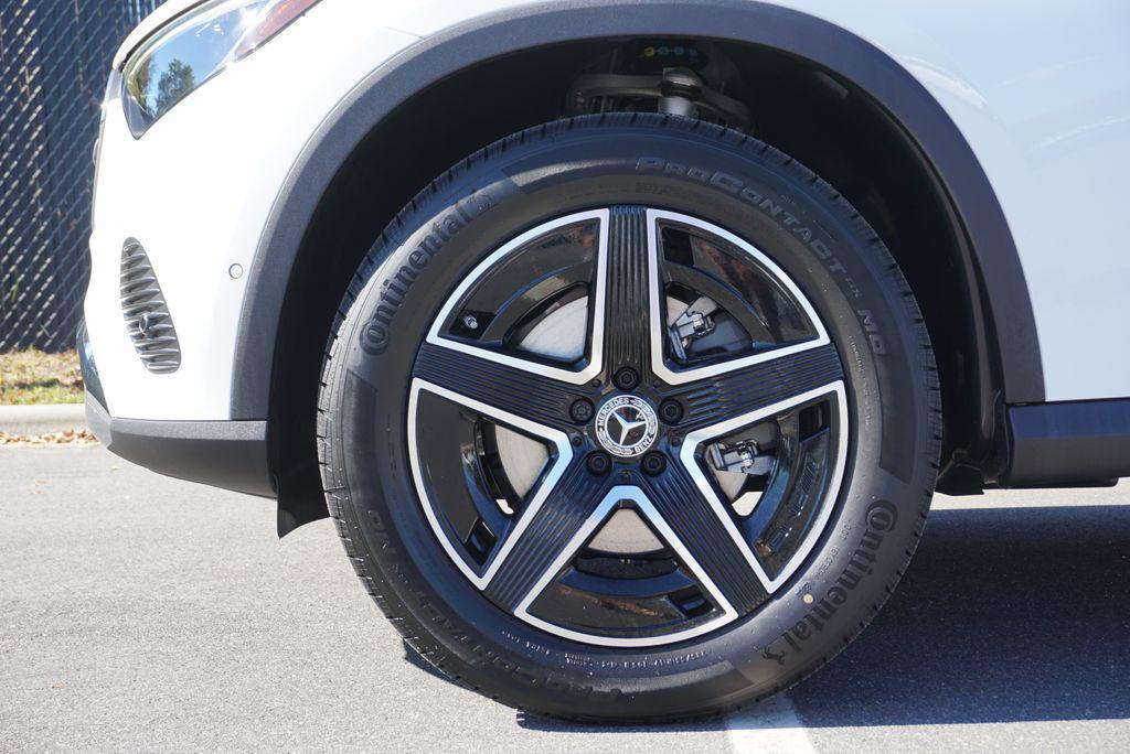 new 2026 Mercedes-Benz GLC 300 car, priced at $56,885