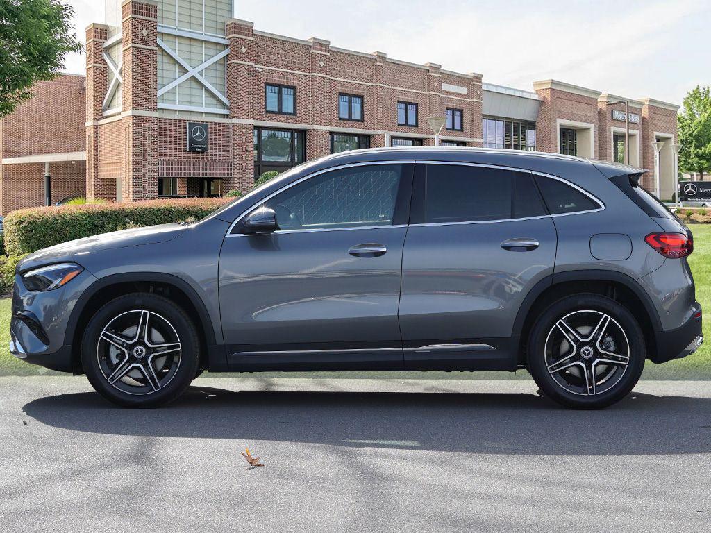 new 2026 Mercedes-Benz GLA 250 car, priced at $48,905