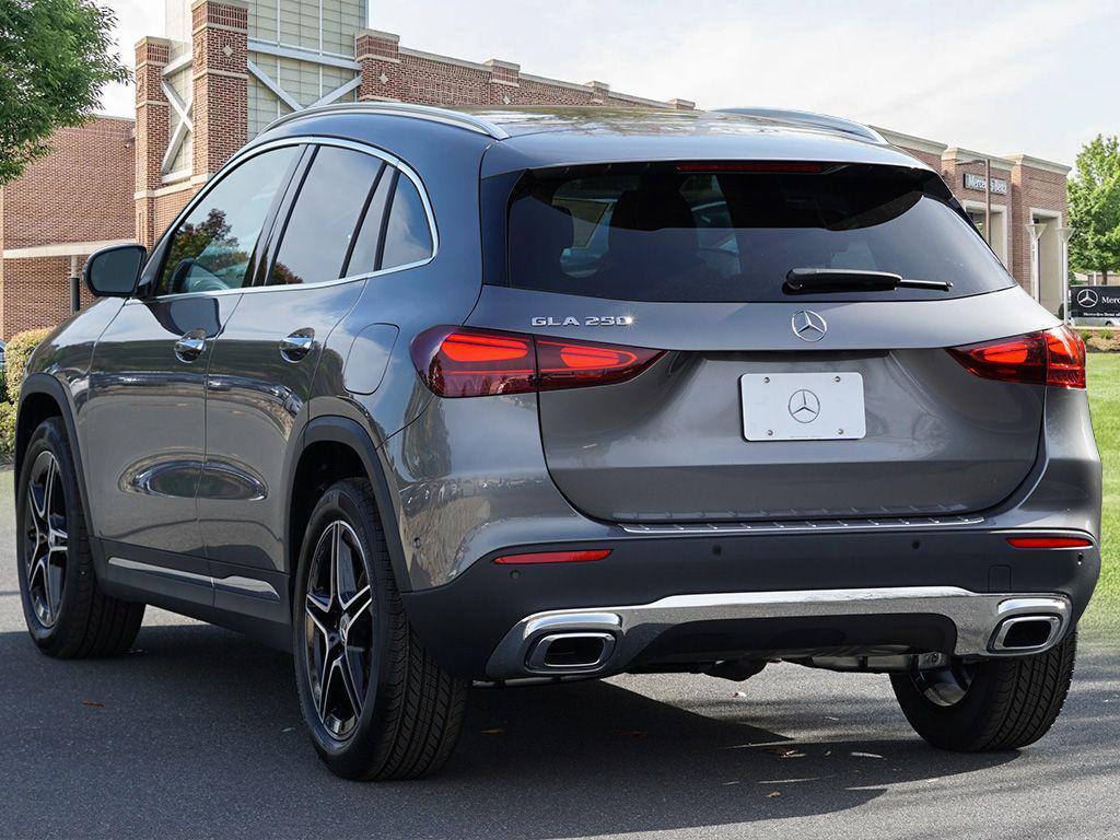 new 2026 Mercedes-Benz GLA 250 car, priced at $48,905