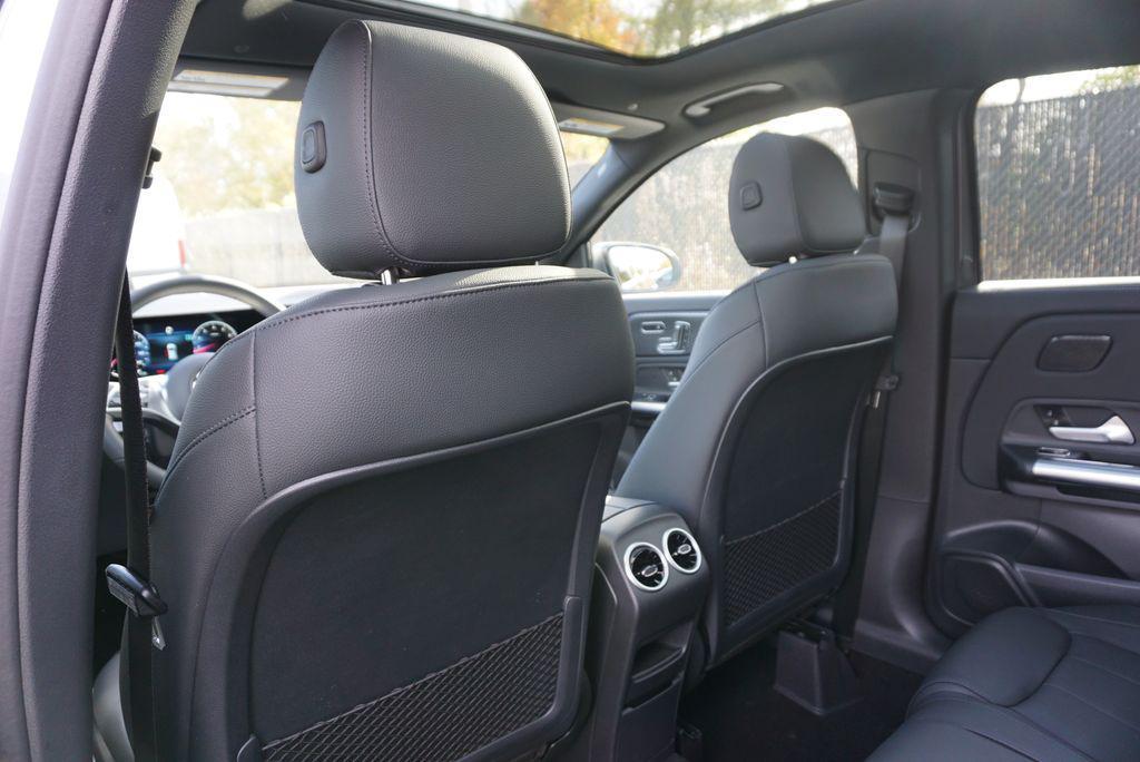 new 2026 Mercedes-Benz GLA 250 car, priced at $48,905