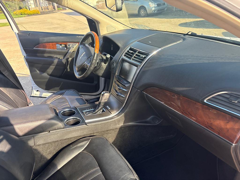 used 2013 Lincoln MKX car, priced at $7,900