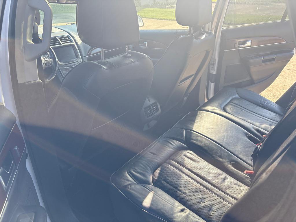 used 2013 Lincoln MKX car, priced at $7,900
