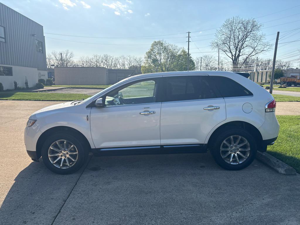 used 2013 Lincoln MKX car, priced at $7,900