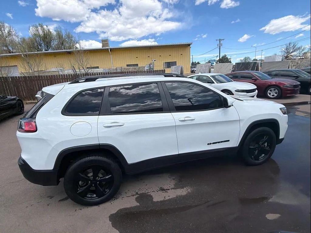 used 2020 Jeep Cherokee car, priced at $16,895