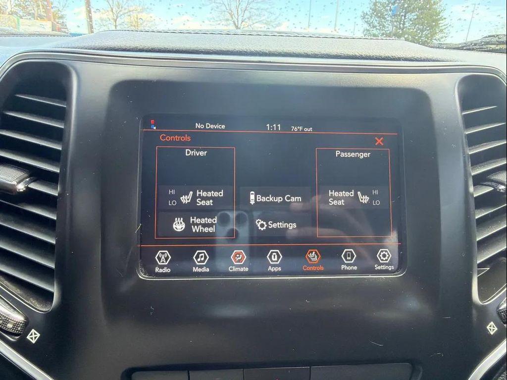 used 2020 Jeep Cherokee car, priced at $16,895