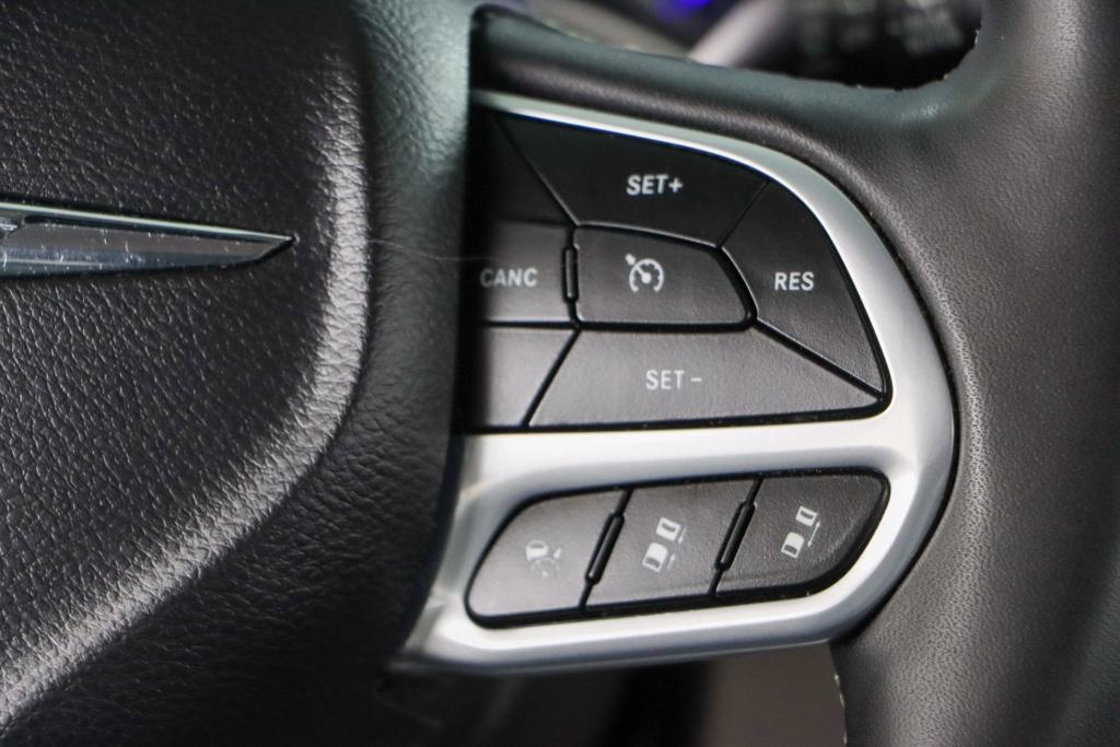 used 2023 Chrysler Pacifica car, priced at $23,995