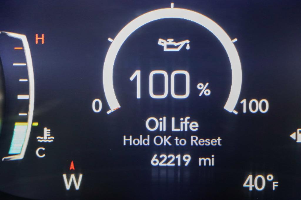 used 2023 Chrysler Pacifica car, priced at $23,995