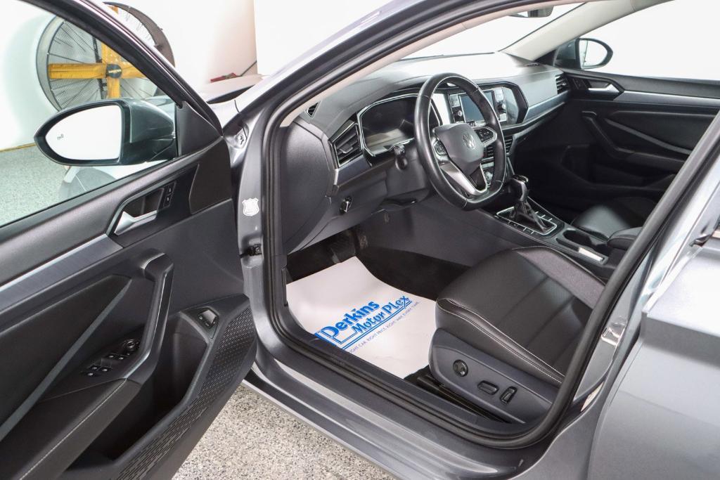 used 2024 Volkswagen Jetta car, priced at $18,595