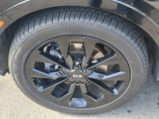 used 2021 Kia Sorento car, priced at $22,995