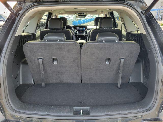 used 2021 Kia Sorento car, priced at $22,995