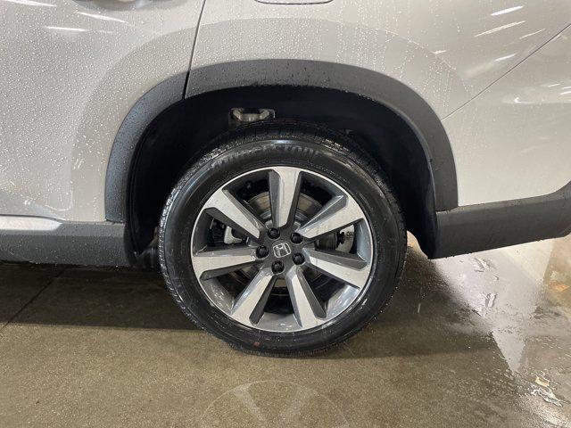 new 2025 Honda Pilot car, priced at $48,178