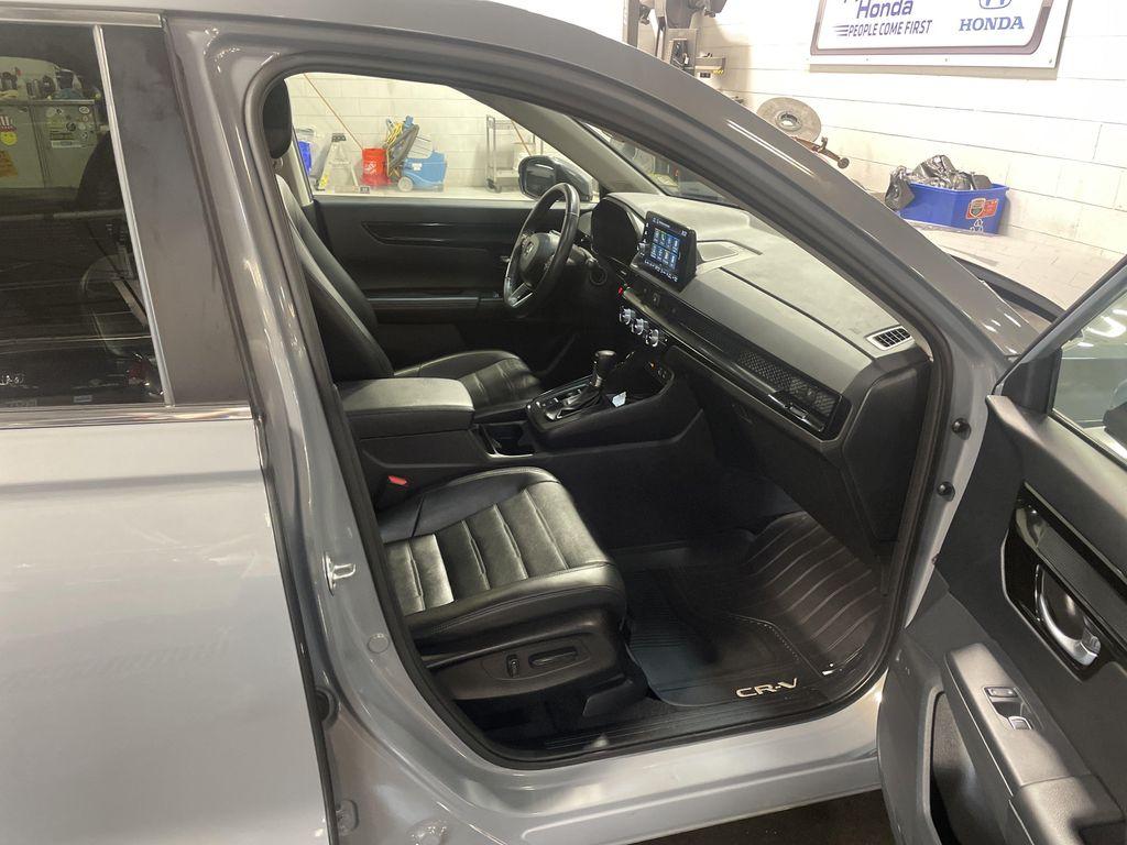 used 2023 Honda CR-V car, priced at $30,641