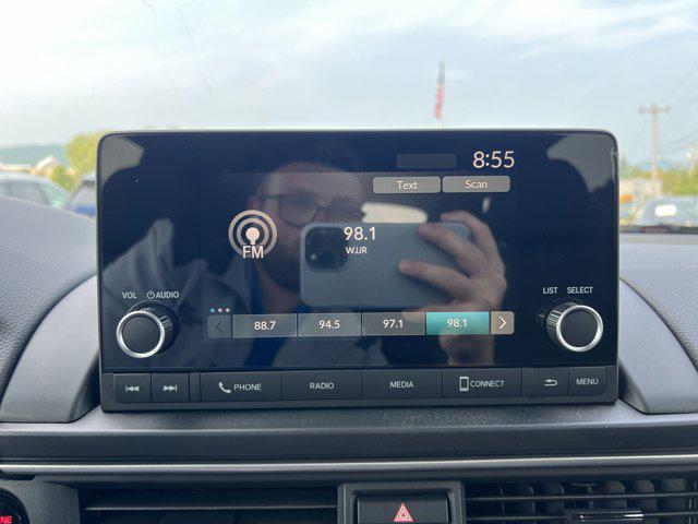 new 2025 Honda Pilot car, priced at $40,930