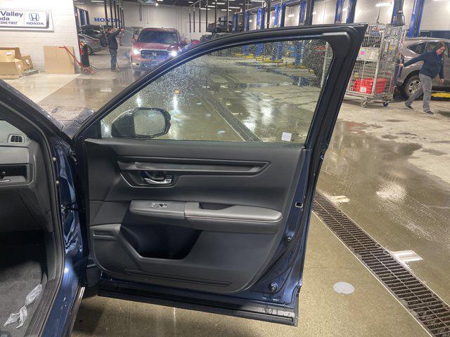 new 2026 Honda CR-V Hybrid car, priced at $40,461