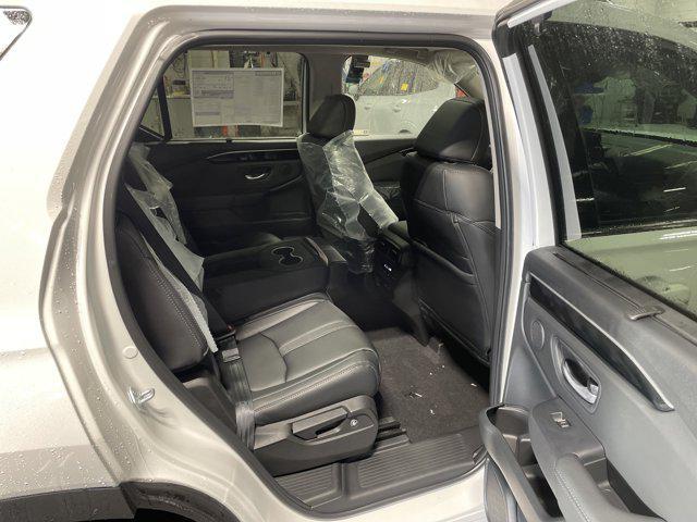 new 2025 Honda Pilot car, priced at $48,178