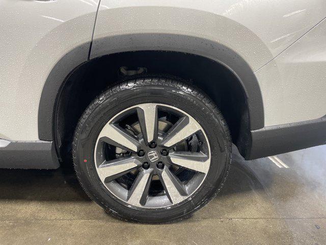 new 2025 Honda Pilot car, priced at $48,178