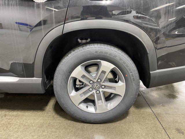 new 2025 Honda Pilot car, priced at $44,014