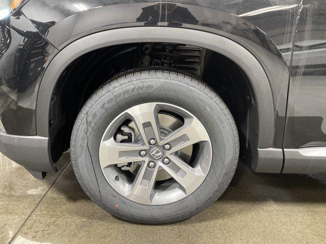 new 2025 Honda Pilot car, priced at $44,014