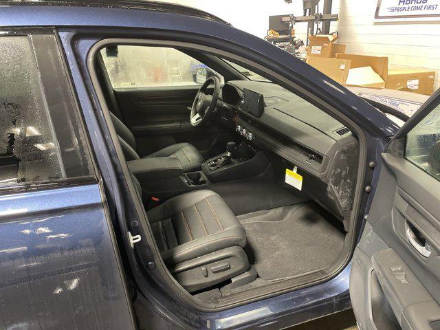 new 2026 Honda CR-V Hybrid car, priced at $40,461