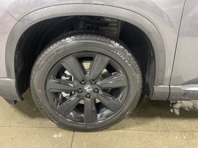 new 2025 Honda Pilot car, priced at $52,407