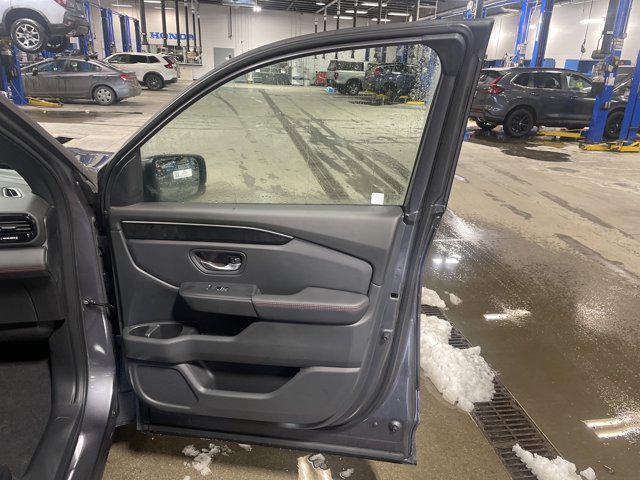 new 2025 Honda Pilot car, priced at $52,407