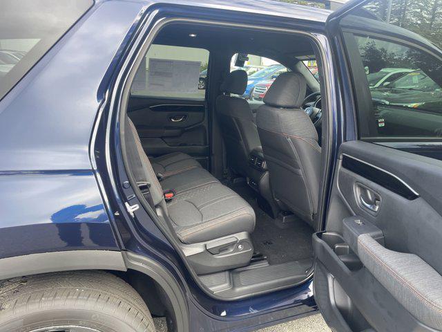 new 2025 Honda Pilot car, priced at $40,888