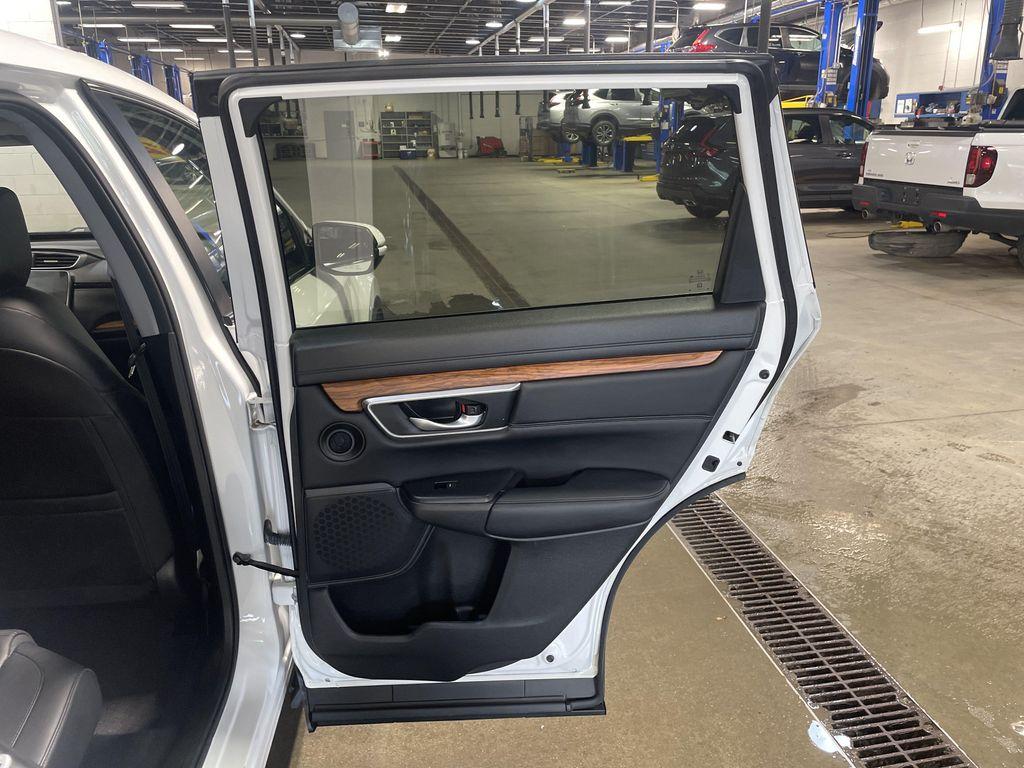 used 2021 Honda CR-V car, priced at $22,563