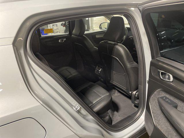 used 2025 Volvo XC40 car, priced at $29,862