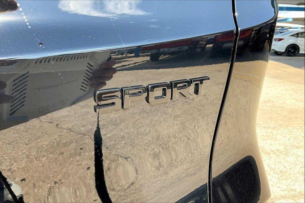 new 2026 Honda CR-V Hybrid car, priced at $38,425