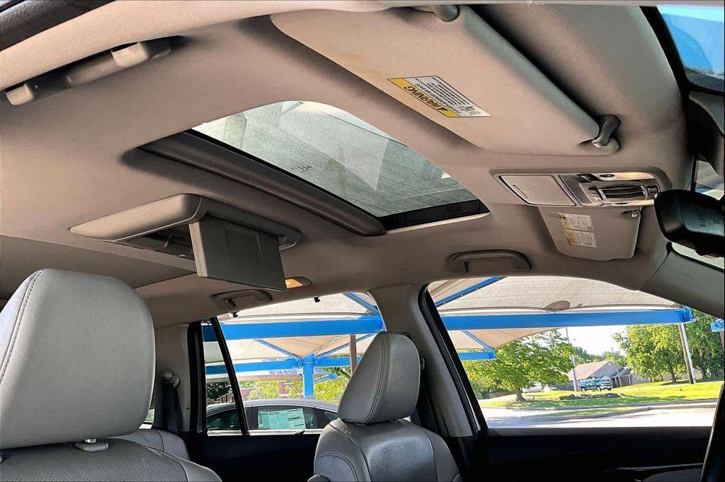 used 2016 Honda Pilot car, priced at $17,999
