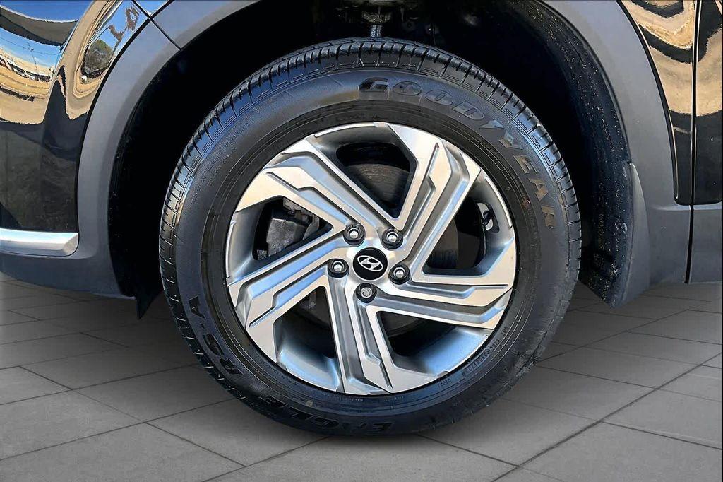 used 2022 Hyundai Santa Fe car, priced at $20,399