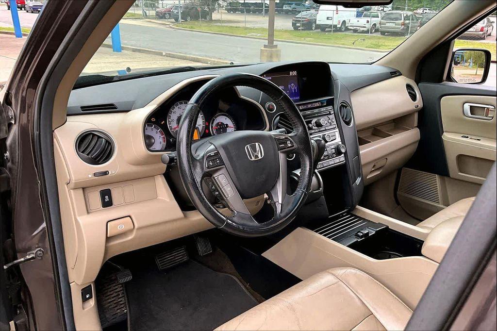 used 2013 Honda Pilot car, priced at $7,999