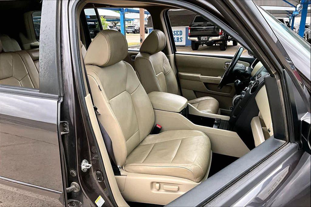 used 2013 Honda Pilot car, priced at $7,999