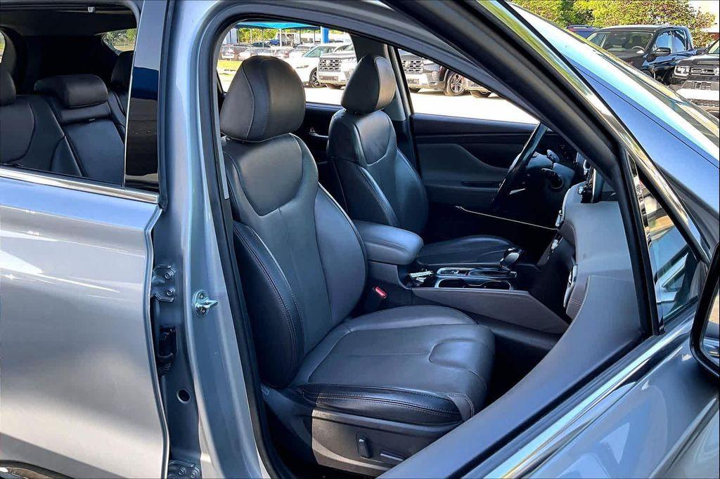 used 2020 Hyundai Santa Fe car, priced at $18,749