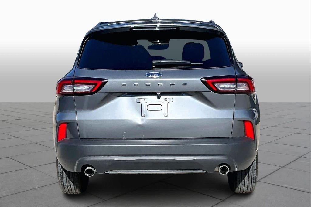 used 2025 Ford Escape car, priced at $22,899